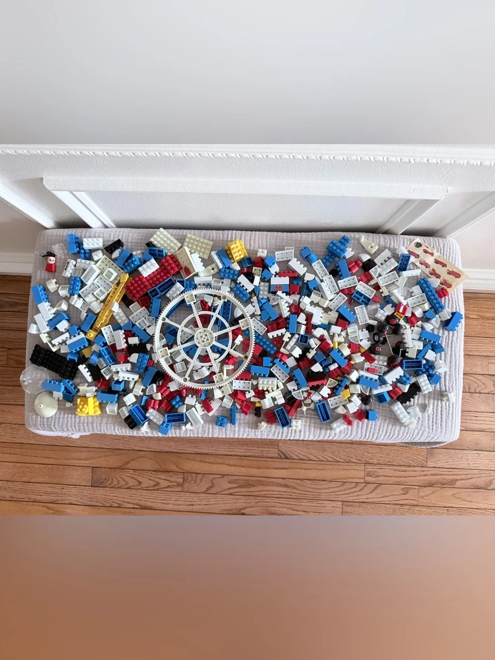 Vintage Sears Brix Blox Space Base Building Set 49-16011 Over 520 Pcs, Huge